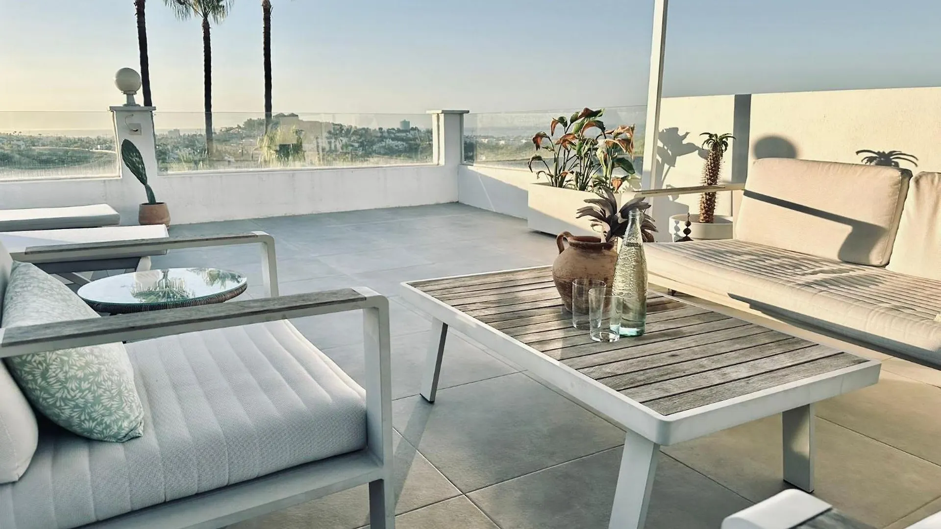 La Quinta Sea View Apartment Benahavis 0*,