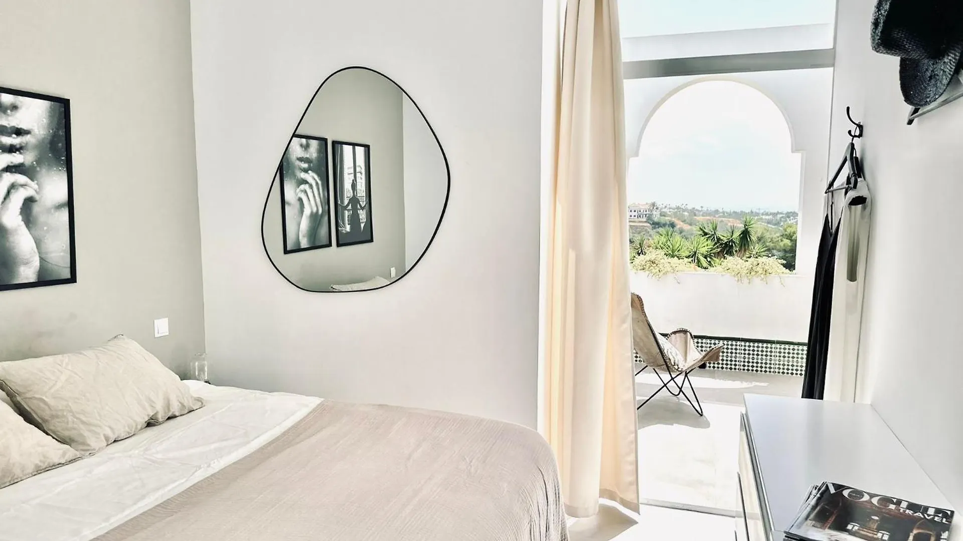 La Quinta Sea View Apartment Benahavis 0*,  Spain